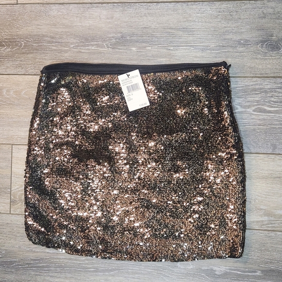 Bishop + Young black and gold sequin mini skirt size small - Picture 7 of 7